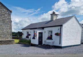 The Speak Easy Cottage Multyfarnham -Two Bedroom